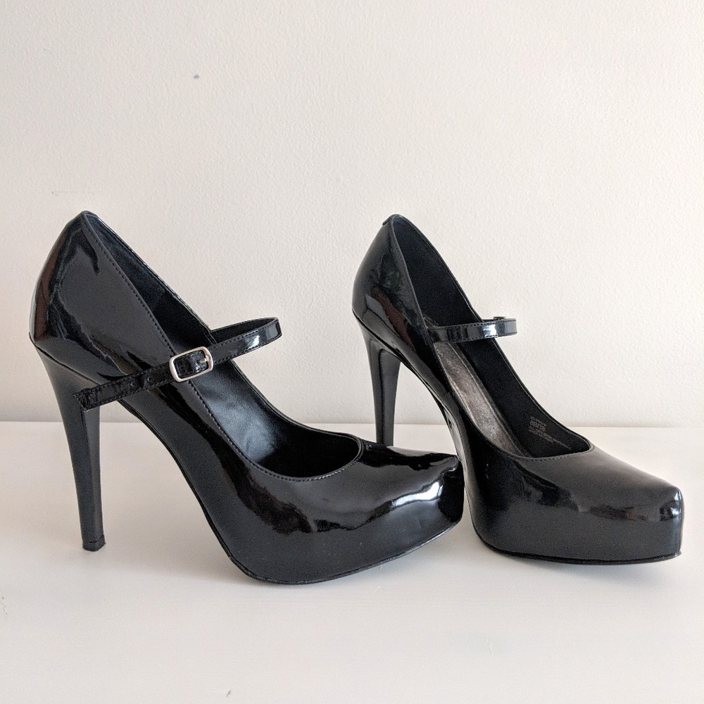 Black Platform Pumps with Strap